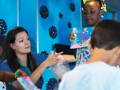 Carnival_Cruise_Line_Arts___Craft_1