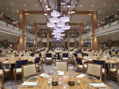 Carnival_Cruise_Line__Carnival_Panorama__Vista_Restaurant