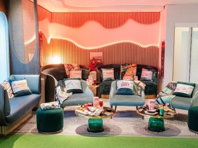 Celebrity Ascent - Entertainment