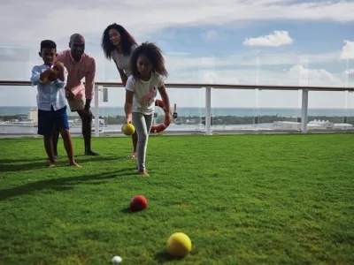 Celebrity Equinox - Entertainment