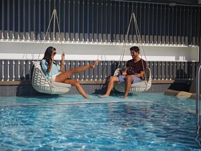 Celebrity Equinox - Entertainment