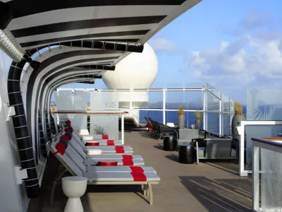 Celebrity Equinox - Entertainment