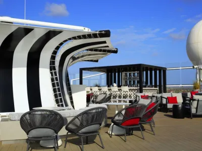 Celebrity Equinox - Entertainment