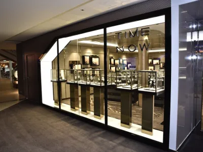 Celebrity Apex - Entertainment