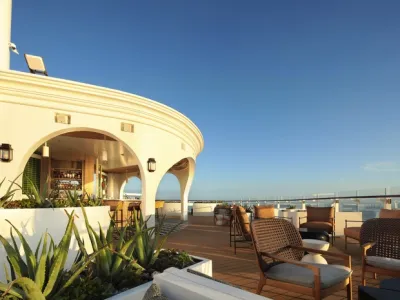 Celebrity Ascent - Entertainment