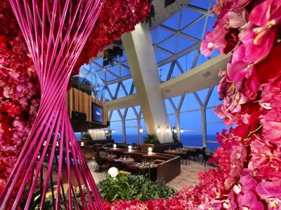 Celebrity Beyond - Dining