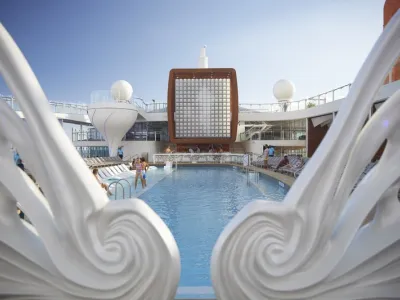 Celebrity Edge - Entertainment