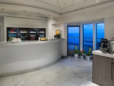 Celebrity Eclipse - Entertainment