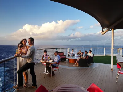 Celebrity_Cruises__Celebrity_Solstice__Sunset_Bar__Copyrights_-_CEL_1