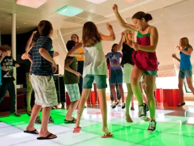 Disney Dream - Kids & Teens