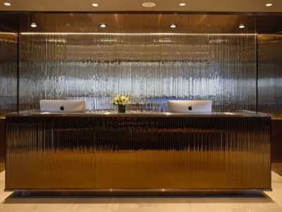 Emerald Azzurra - Entertainment