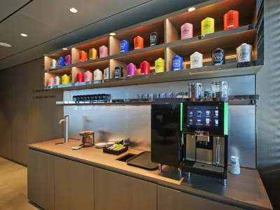 Emerald Azzurra - Entertainment