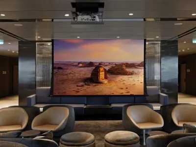 Emerald Azzurra - Entertainment