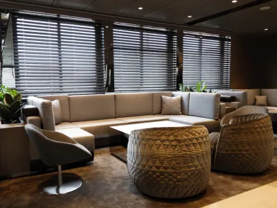 Emerald Azzurra - Entertainment