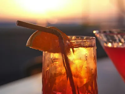 Emerald Azzurra - Entertainment