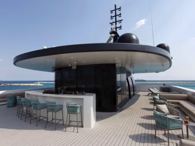 Emerald Sakara - Entertainment