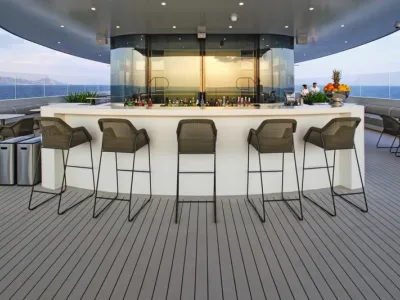 Emerald Azzurra - Entertainment