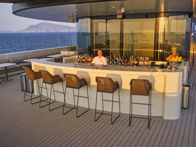 Emerald Azzurra - Entertainment