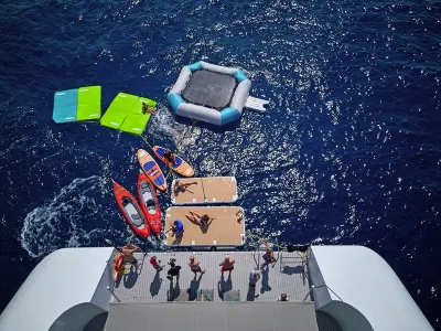 Emerald Sakara - Health & Fitness