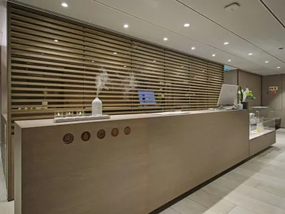 Emerald Sakara - Health & Fitness