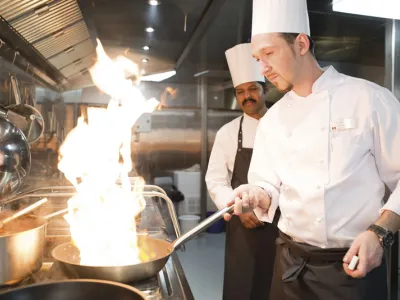 Emerald Star - Dining