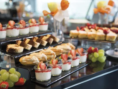 Emerald Star - Dining