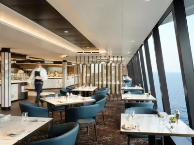 EXPLORA III - Dining