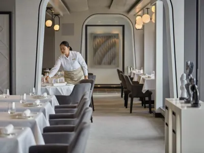 EXPLORA III - Dining