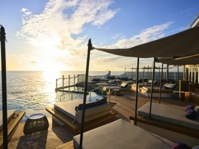 EXPLORA III - Entertainment