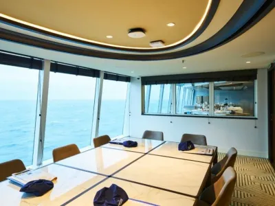 EXPLORA III - Dining