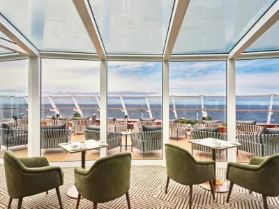 EXPLORA III - Entertainment