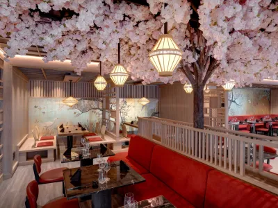 Explora_I_-_Sakura_1