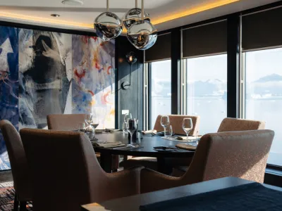 MS Roald Amundsen - Dining