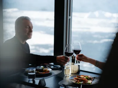 MS Roald Amundsen - Dining