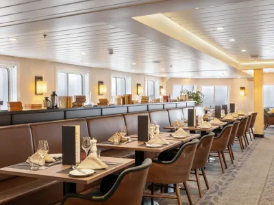 MS Spitsbergen - Dining