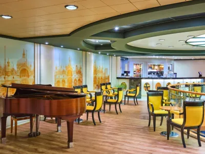 MSC Armonia - Dining