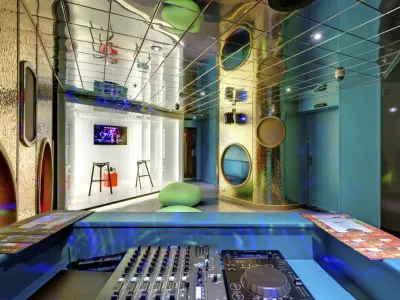 MSC Sinfonia - Kids & Teens