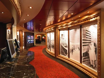 MSC Fantasia - Entertainment
