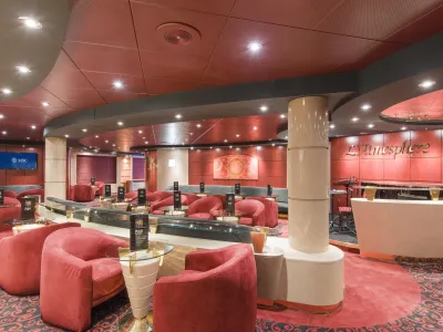 MSC_Cruises_MSC_Lirica_L_Atmosphere_Piano_Bar_2