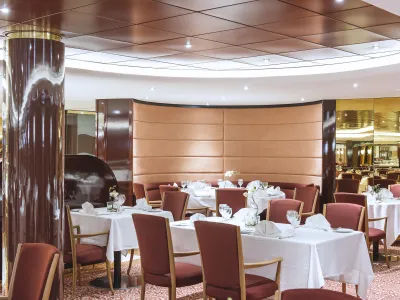 MSC_Cruises_MSC_Lirica_La_Bussola_0