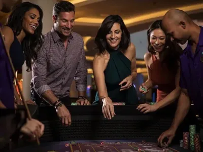 Norwegian Viva - Entertainment