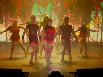 Norwegian Jade - Entertainment