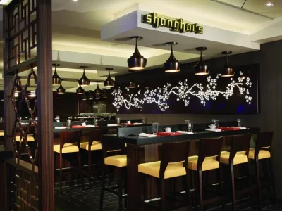 Norwegian Breakaway - Dining