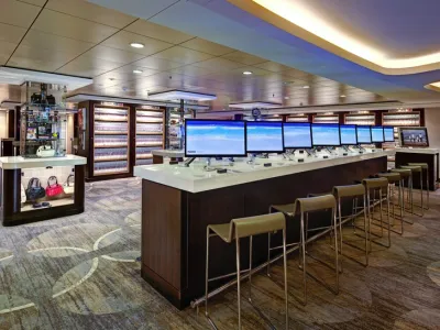 Norwegian Epic - Entertainment