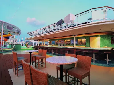 Norwegian Epic - Entertainment