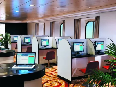 Norwegian Epic - Entertainment