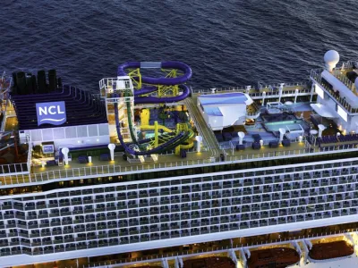 Norwegian Escape - Entertainment