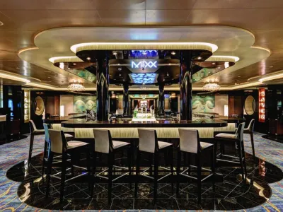 Norwegian Escape - Entertainment