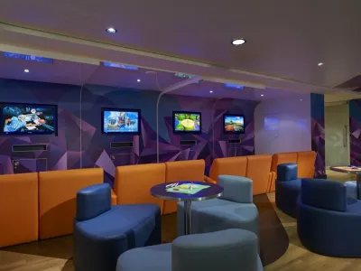 Norwegian Escape - Kids & Teens