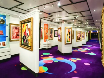 Norwegian Gem - Entertainment